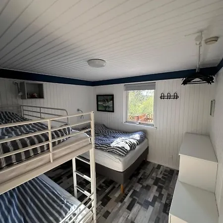 Scenic Hilltop Retreat For 14 بيت للعطل *