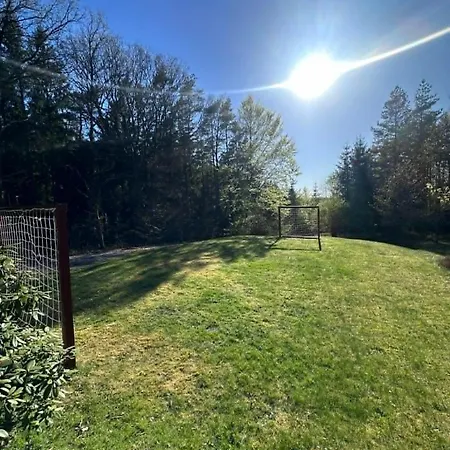 Scenic Hilltop Retreat For 14 *